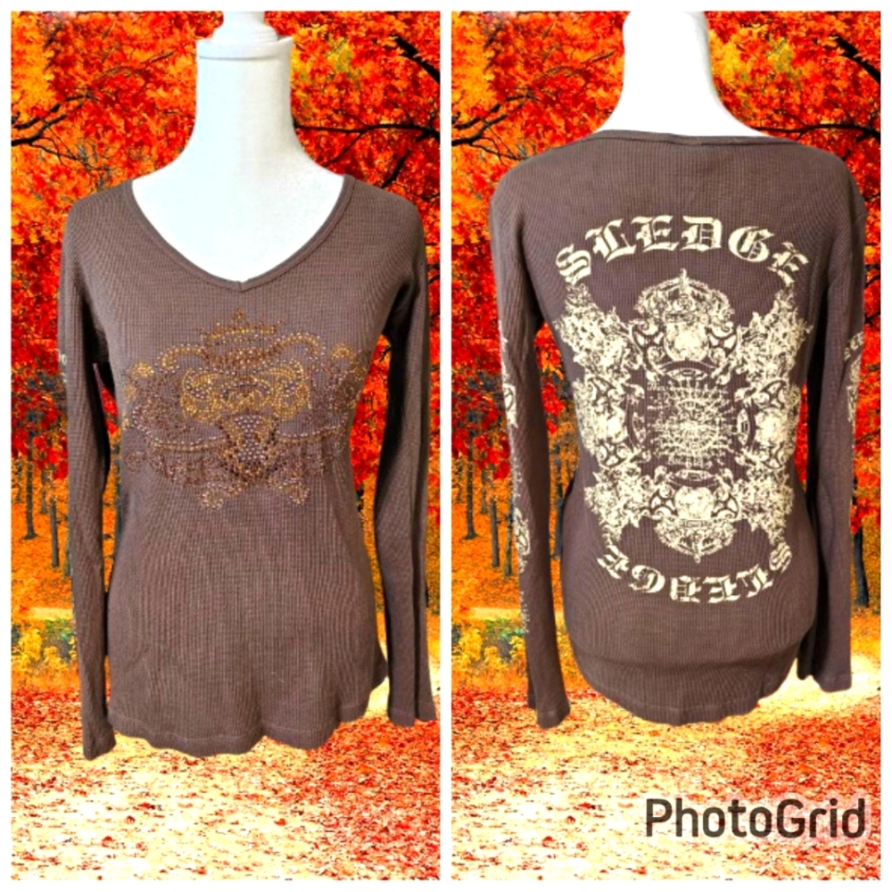📣Y2K Sledge USA Blinged Out Graphic Design Med Pics do not show how beautiful.